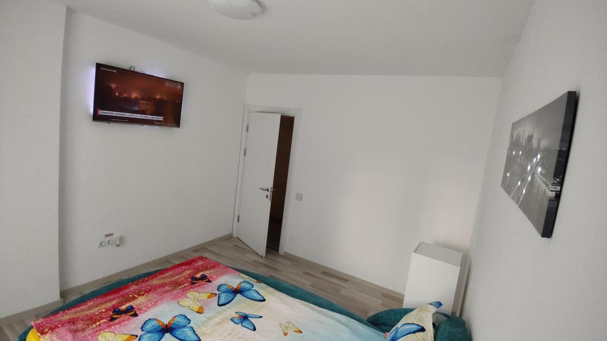 Apartament cu terasa Carrfour/Atelierul de pizza Floreşti Exterior foto